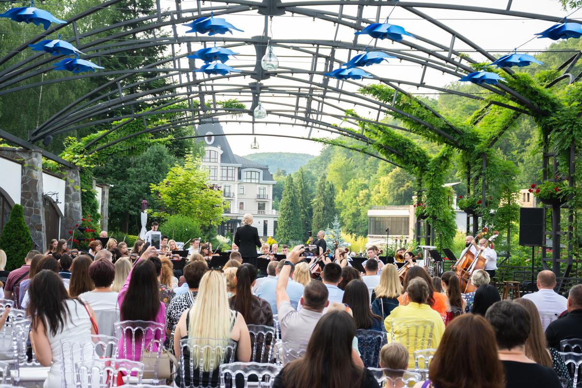 Thermal and wellness area